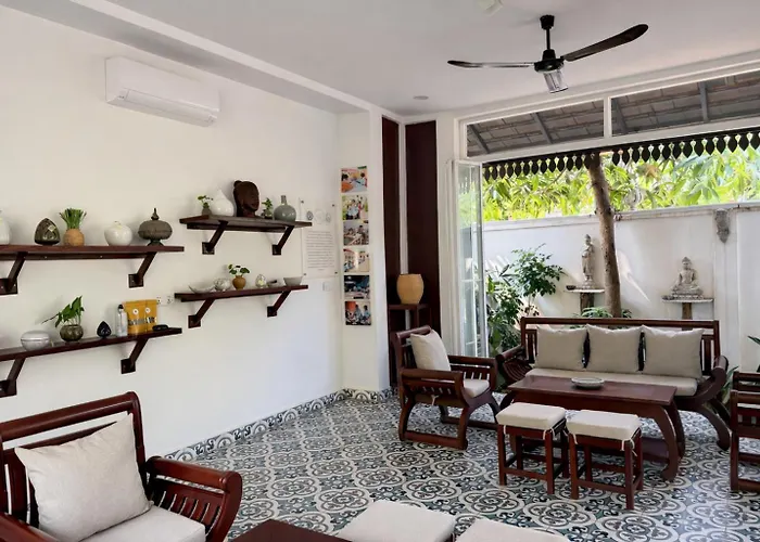 Moringa Tree Maison Hotel